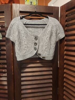 Gray Cable-Knit Short Sleeve Cardigan Sweater